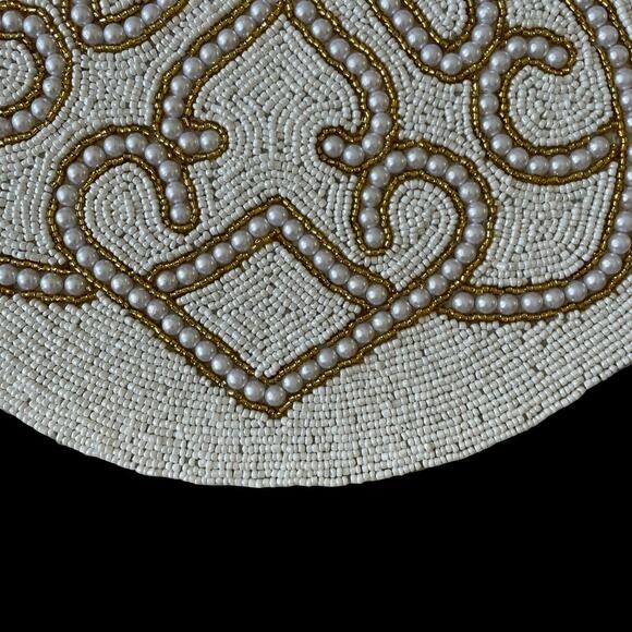 TIRAMISU Handmade Beaded 15in Round Placemat Charger Glam White & Gold NEW - Picture 7 of 16